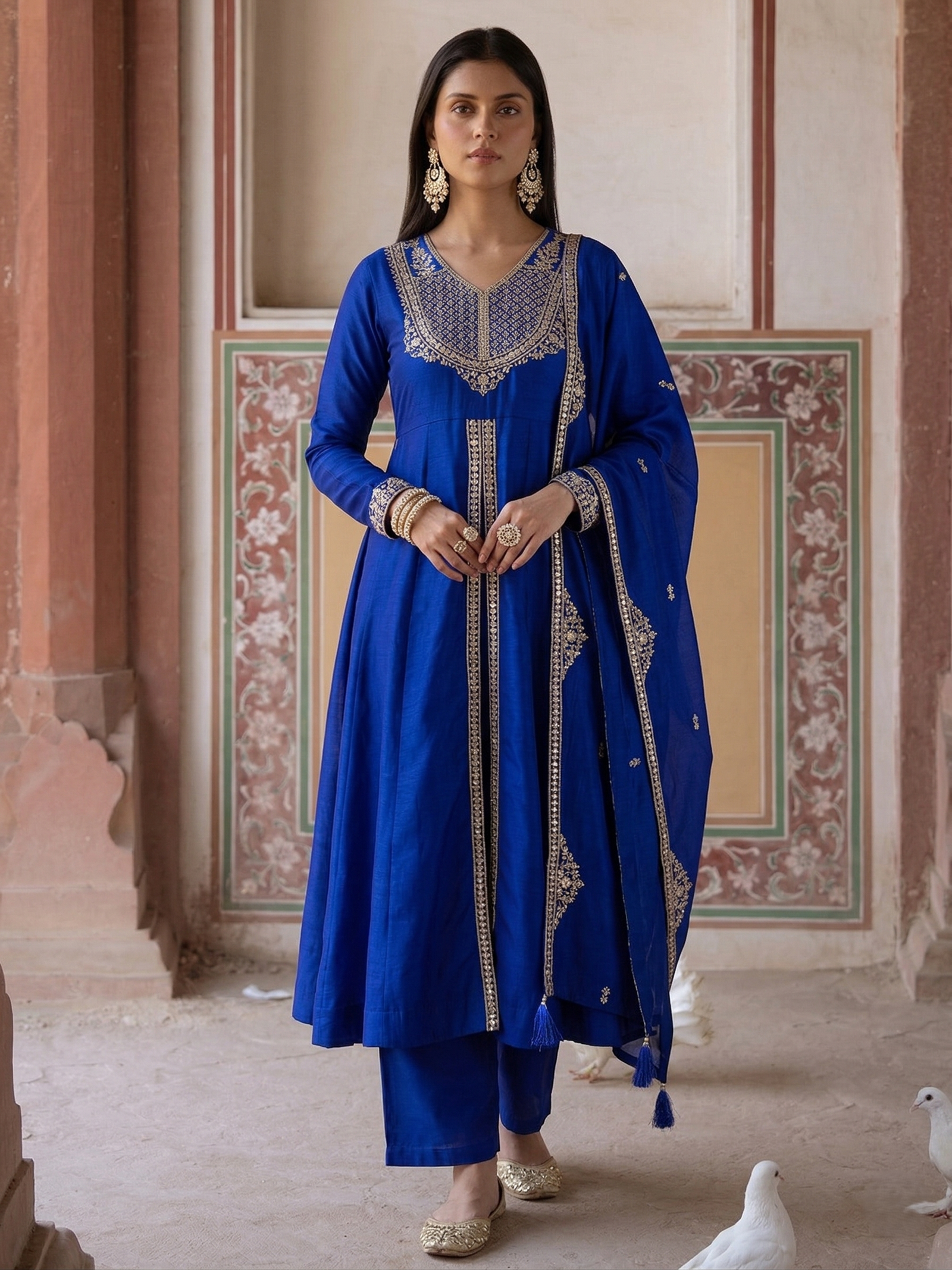 Women Silk Blend - Kurta Pant